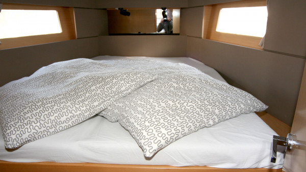 YachtABC - Olli - Croatia - Oceanis 38 - 3 cab.
