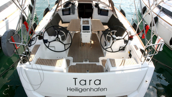 YachtABC - Tara - Croatia - Sun Odyssey 389 - 2 cab.